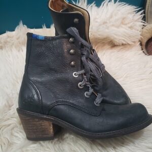 John Fluevog Adriana Nuni Lace-Up Winter Boot 6.5 Discontinued